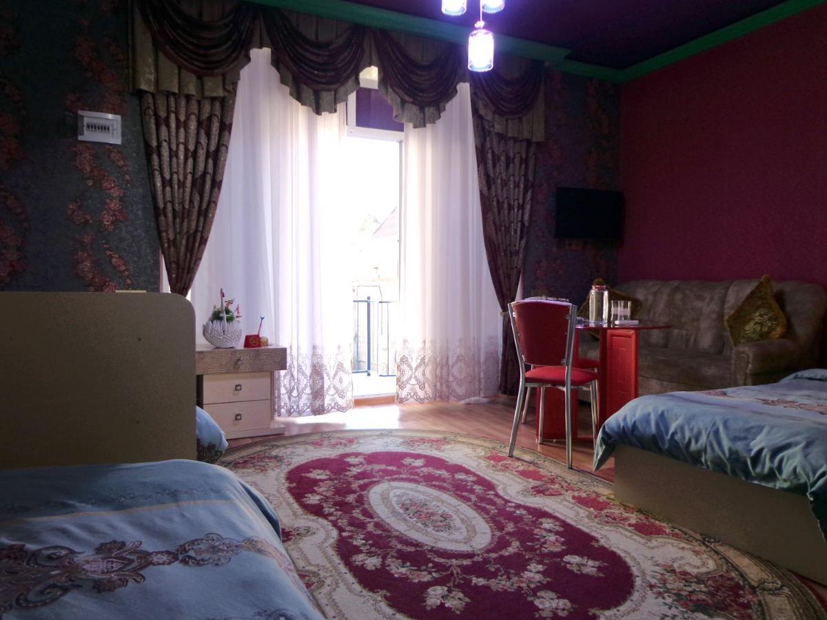 Tubram S Ailəvi Qonaq Evi Bed & Breakfast Şǝki Exterior foto