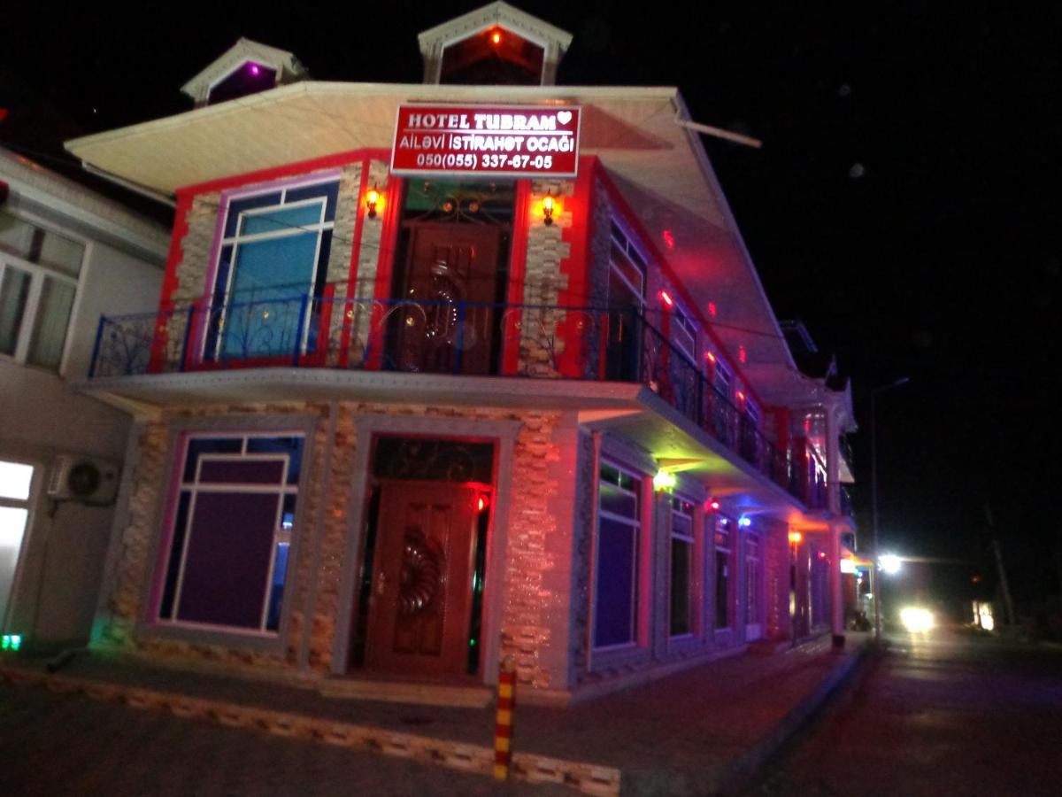 Tubram S Ailəvi Qonaq Evi Bed & Breakfast Şǝki Exterior foto